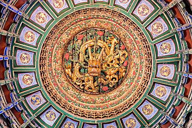 《巫术变体：达芙妮》发布“故事的开始”游戏预告